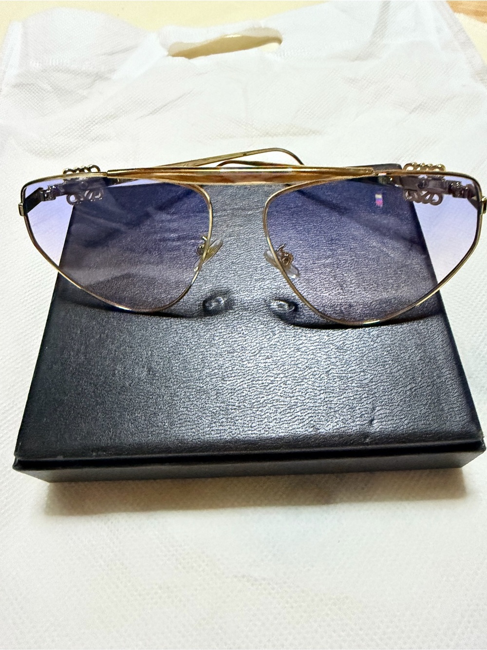 Gold Frame Women's high end Aviator Sunglasses with Light Purple Lenses